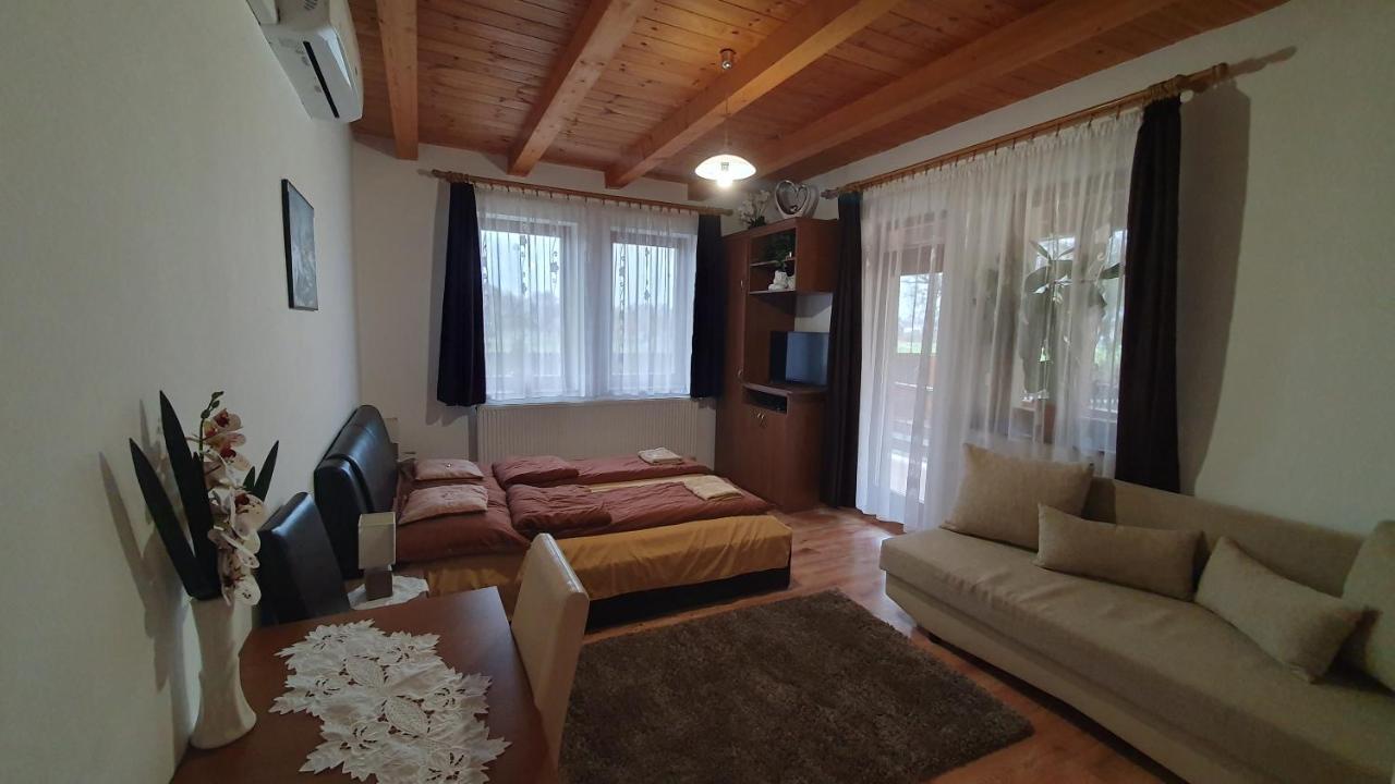 Kékszilva Vendégház Pap Kültér fotó