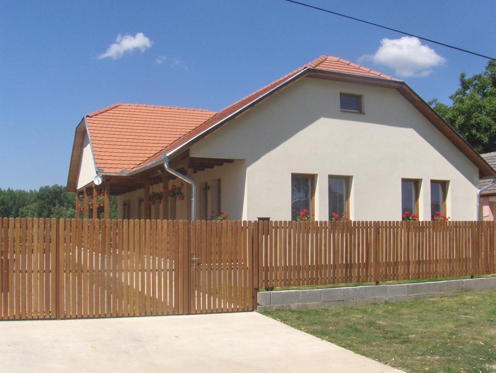 Kékszilva Vendégház Pap Kültér fotó